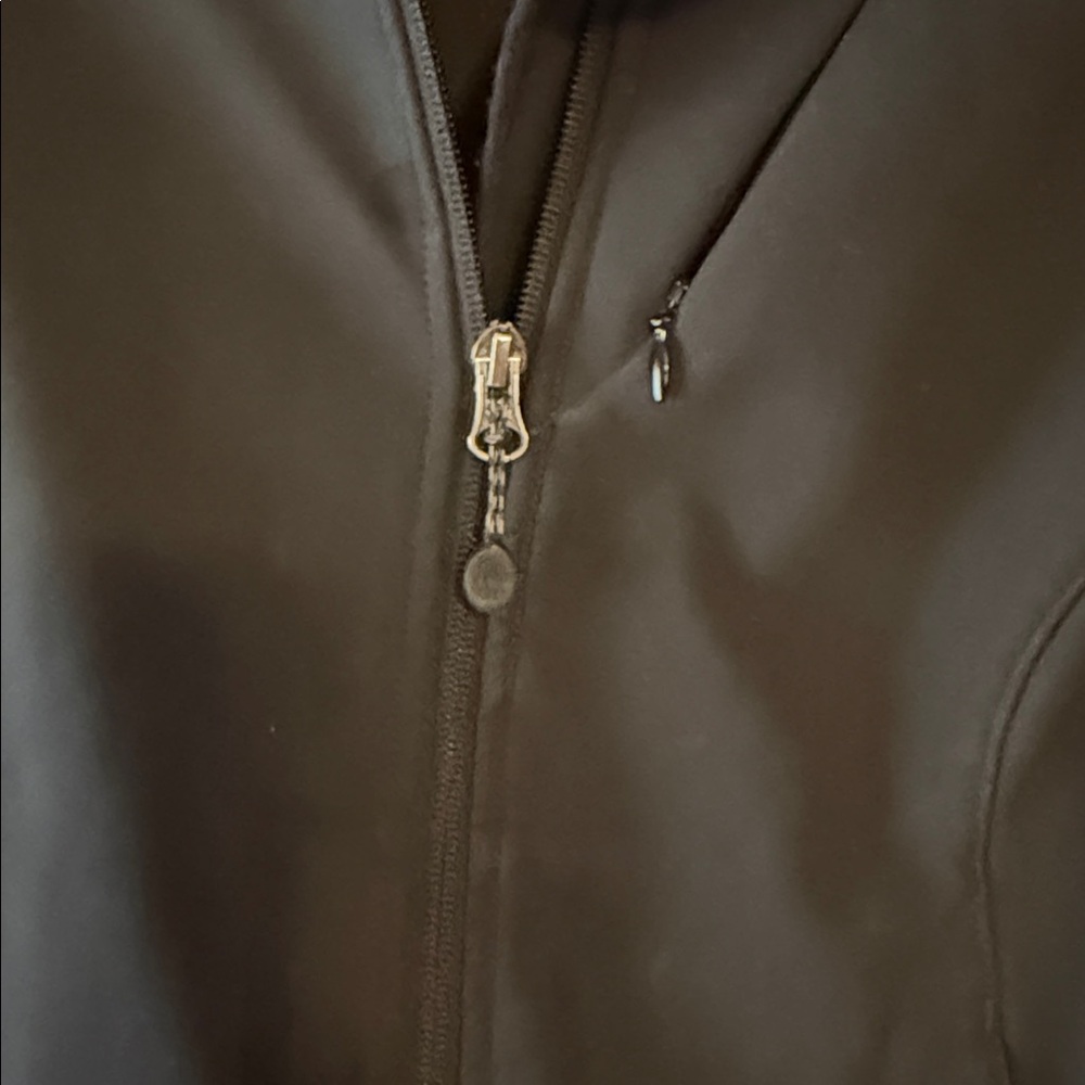 L.L. Bean Classic black Softshell Jacket - Picture 4 of 7